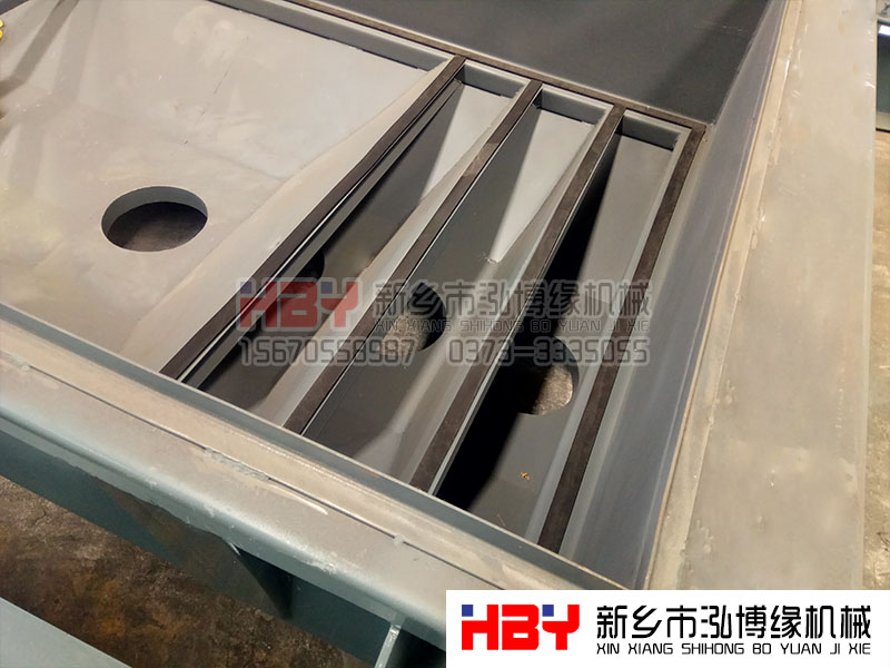 化工平面回轉(zhuǎn)篩選用一般選用幾層的比較合適？